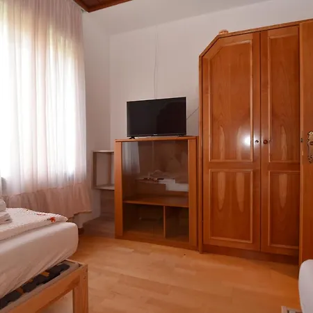 Pm-apart Ries Rosina Vendégház 3*