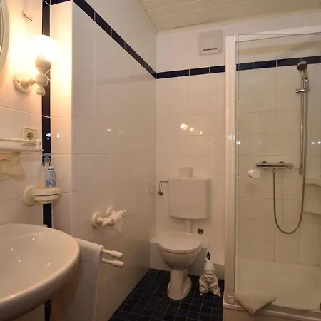 Ries Rosina - Bei Lkh - Neueroeffnung - Self Check In 24-7 Pensionat 3*