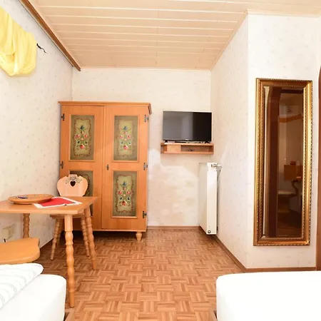 Guest house Pm-apart Ries Rosina *