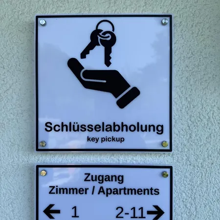 Ries Rosina - Bei Lkh - Neueröffnung - Self Check In 24-7 3*